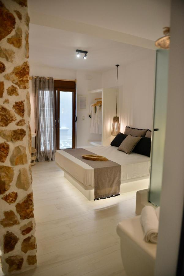 Araucaria Suite Naxos City Exterior photo